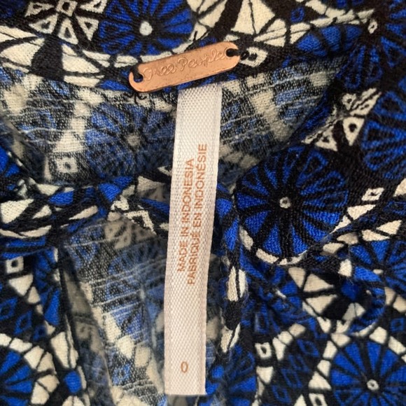 Free People Blue White Geometric Boho Mini Day Dress Button Up Size 0 - Picture 6 of 10